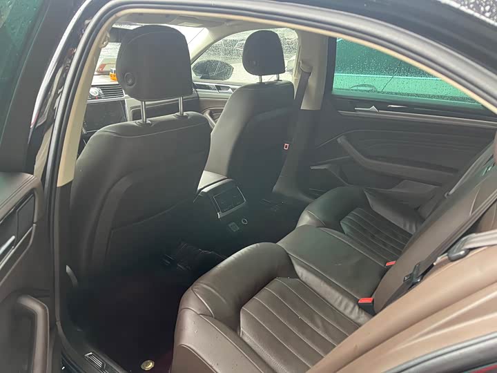 Фото 5 - Volkswagen Phideon