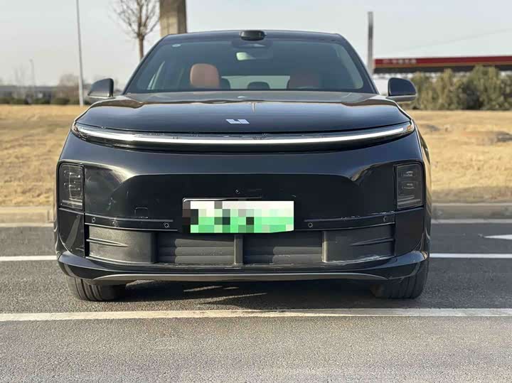 Photo 2 - LiXiang L6