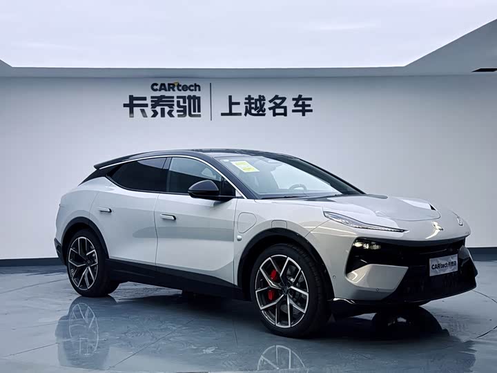 Фото 3 - Lotus Eletre