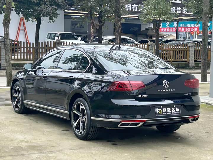 Фото 7 - Volkswagen Magotan