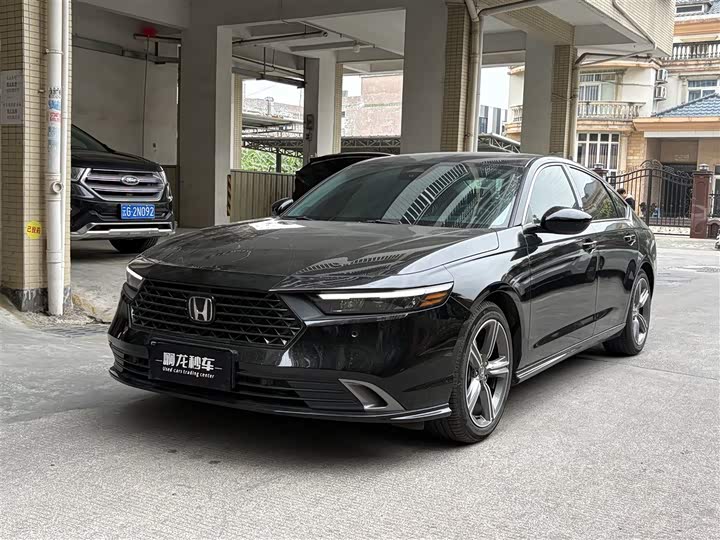 Фото 1 - Honda Accord