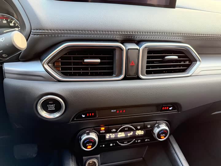 Фото 7 - Mazda CX-5