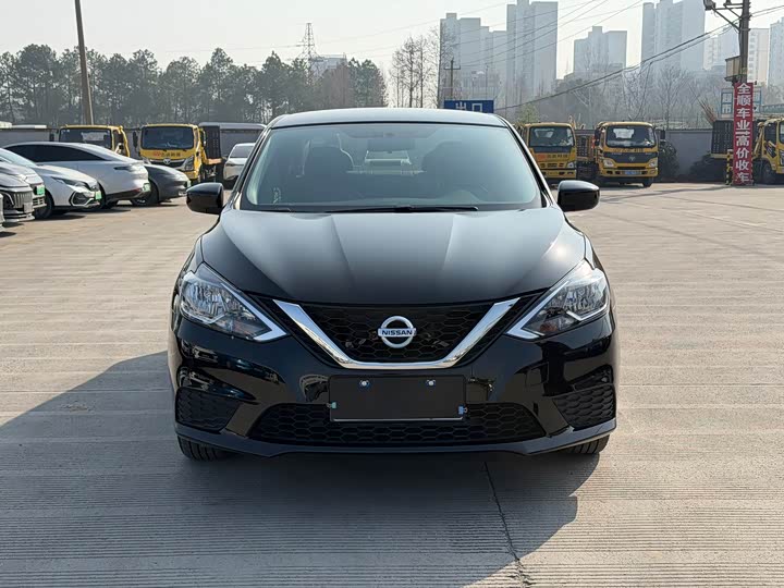 Фото 2 - Nissan Sylphy