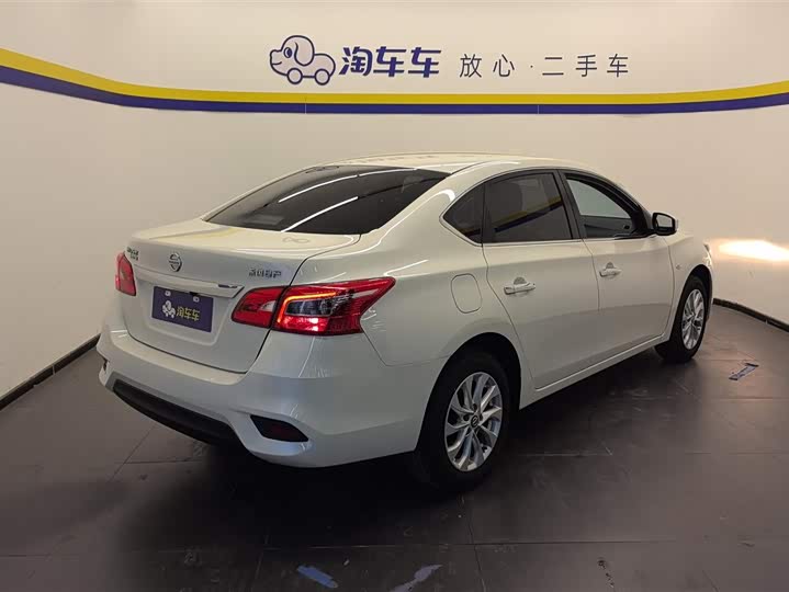 Фото 3 - Nissan Sylphy