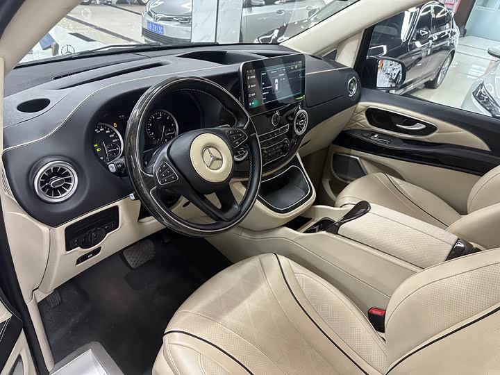 Фото 6 - Mercedes-Benz Vito