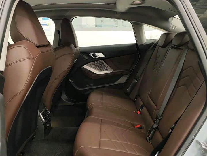 Фото 9 - BMW 2 Series