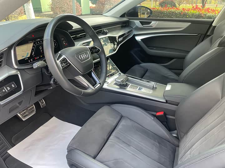 Фото 7 - Audi A7