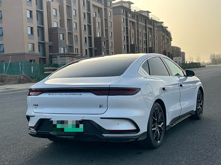 Фото 6 - BYD Han