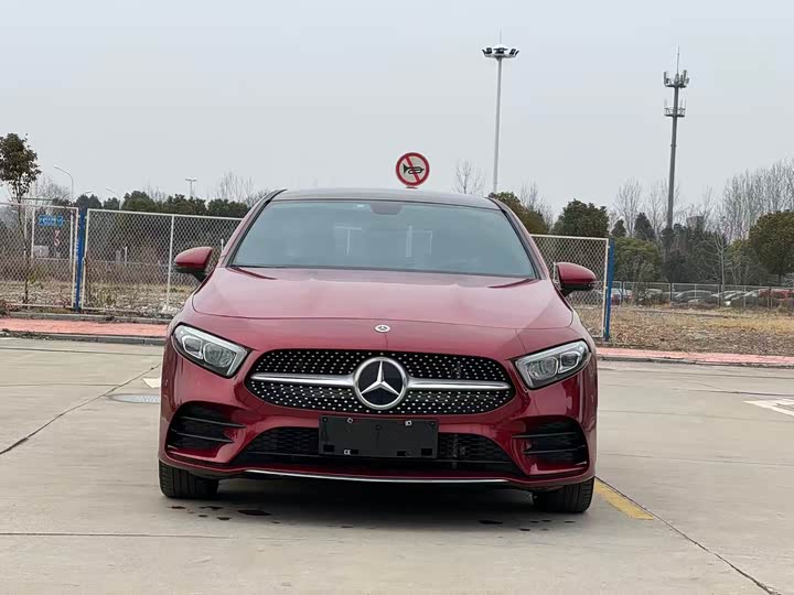 Фото 2 - Mercedes-Benz A-Class