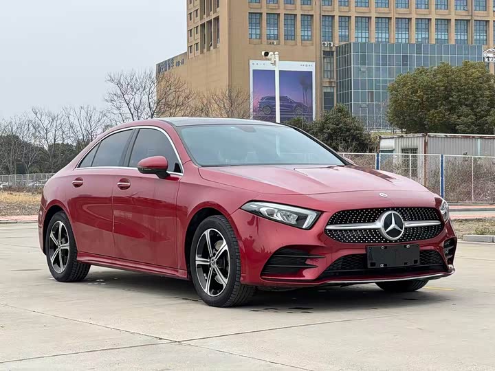 Фото 8 - Mercedes-Benz A-Class