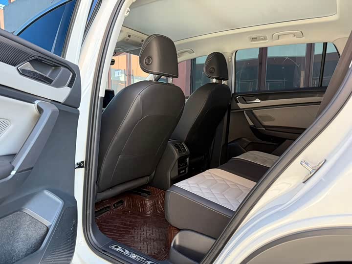 Фото 6 - Volkswagen Tayron