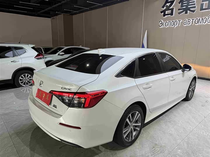 Фото 4 - Honda Civic