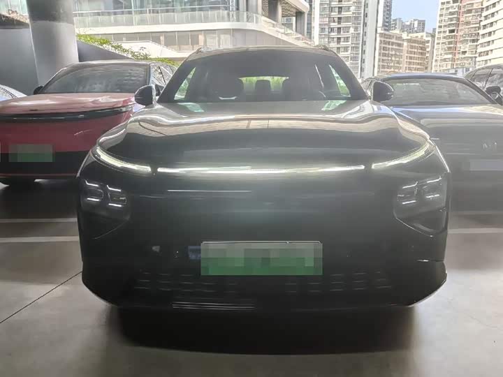 Фото 2 - XPeng G9