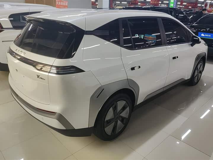 Фото 3 - GAC Aion Y