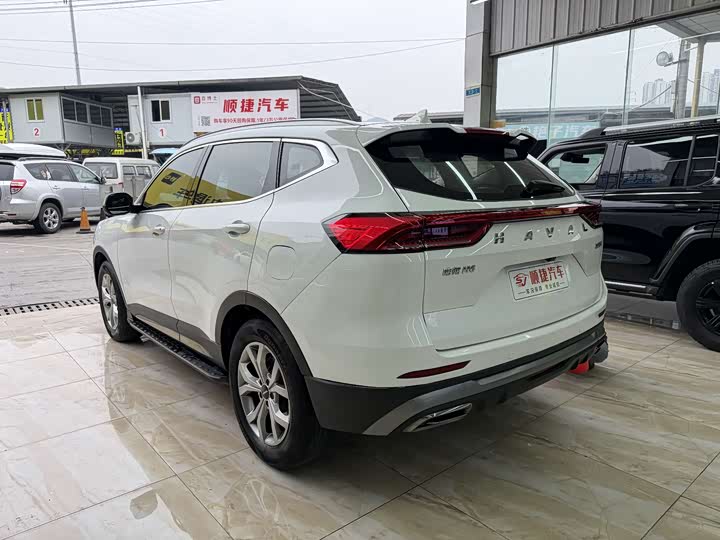 Фото 9 - Haval H6