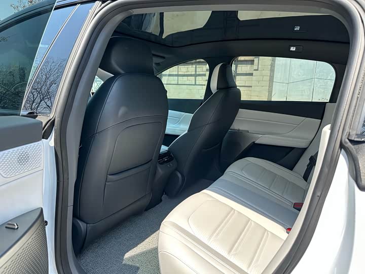 Фото 7 - Dongfeng Yipai eπ 007