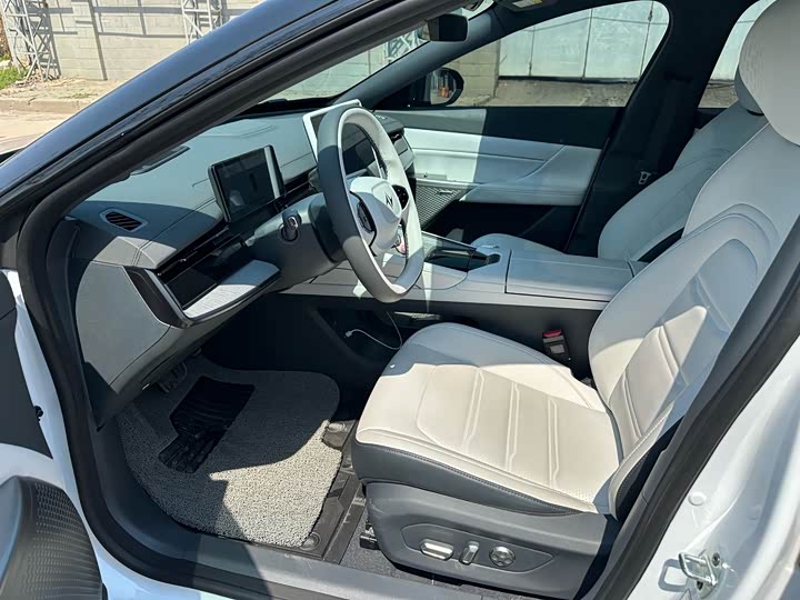 Фото 8 - Dongfeng Yipai eπ 007