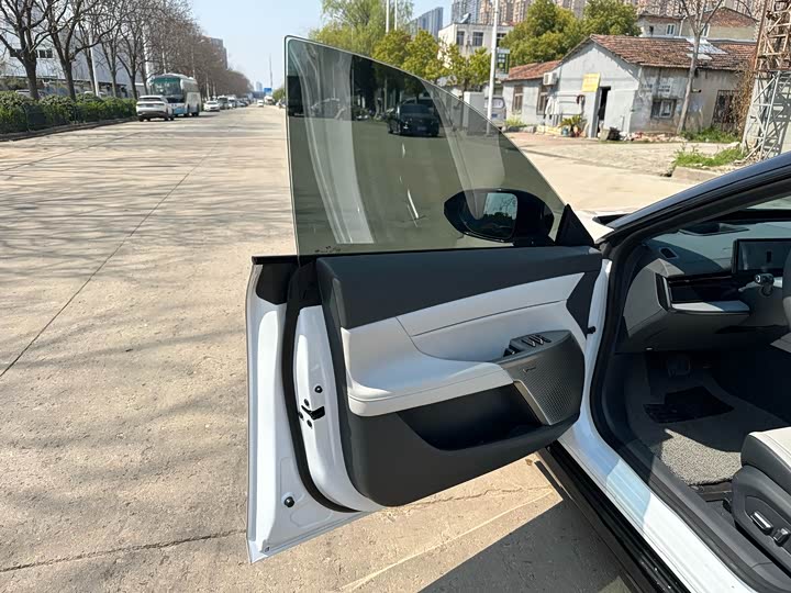 Фото 9 - Dongfeng Yipai eπ 007