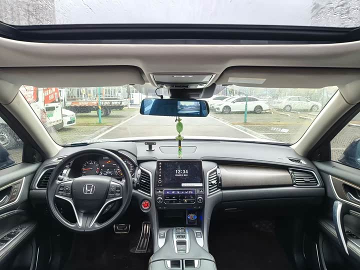 Фото 5 - Honda Avancier