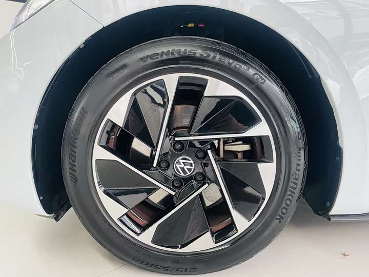 Фото 3 - Volkswagen ID.3