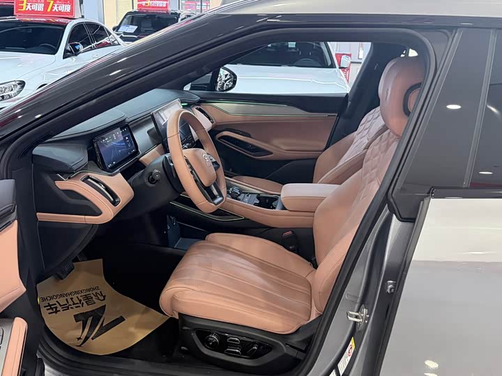 Фото 4 - BYD Song L