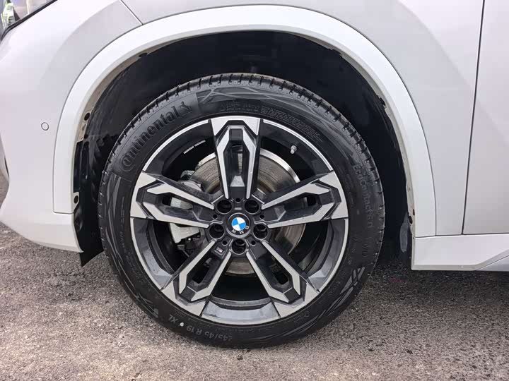 Фото 4 - BMW X1
