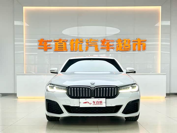 Фото 3 - BMW 5 Series