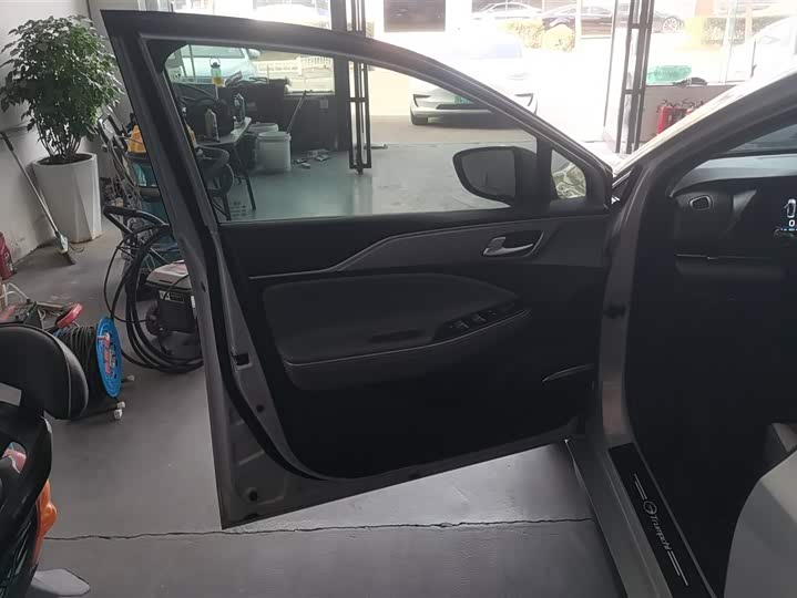 Фото 7 - GAC Aion S Plus