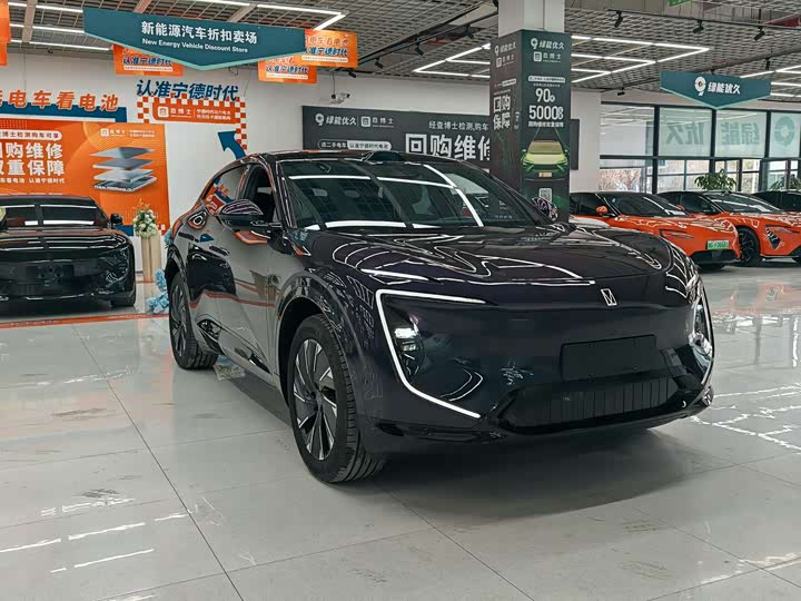 Фото 3 - Avatr 07