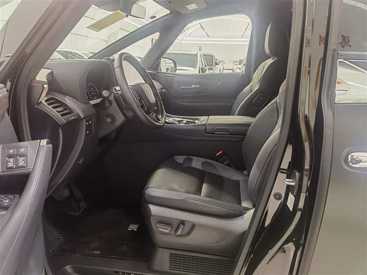 Фото 8 - Toyota Alphard