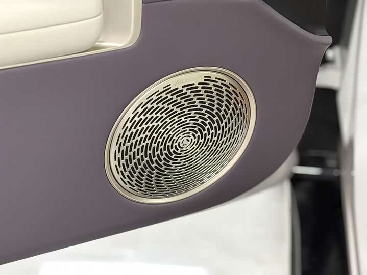 Фото 5 - Avatr 06