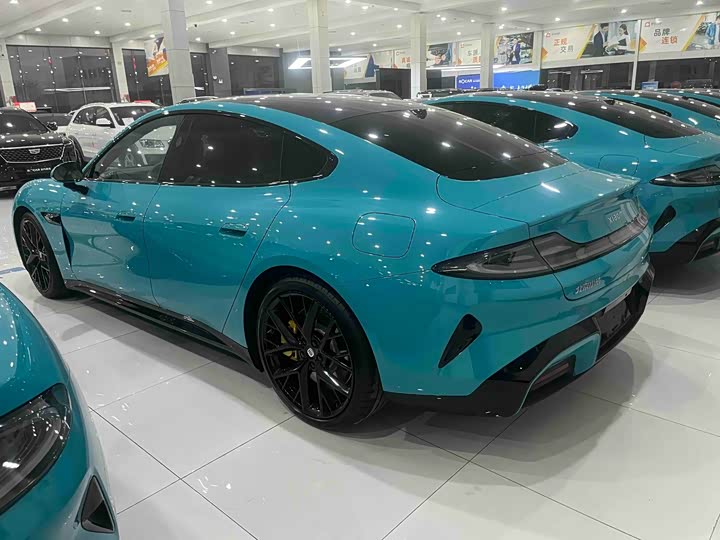 Фото 3 - Xiaomi SU7