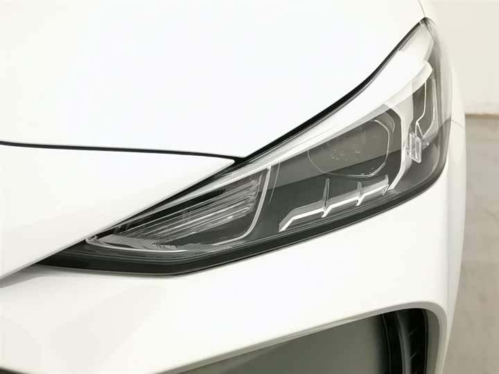 Фото 7 - MG Motor 5