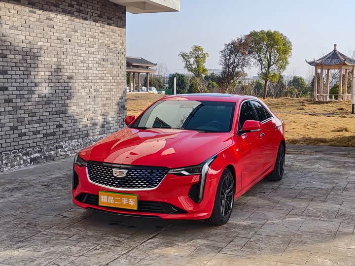 Фото 1 - Cadillac CT4