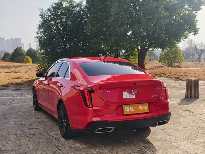 Фото 6 - Cadillac CT4