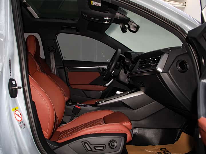 Фото 9 - Audi A3