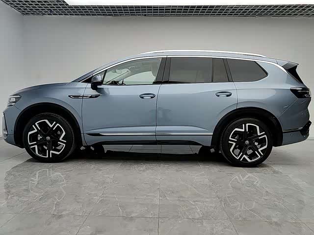 Фото 8 - Volkswagen Talagon