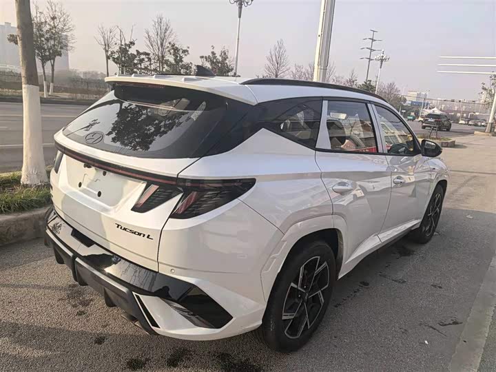 Фото 3 - Hyundai Tucson L