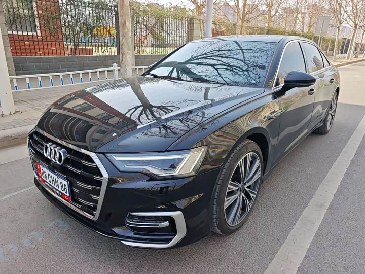 Фото 3 - Audi A6L