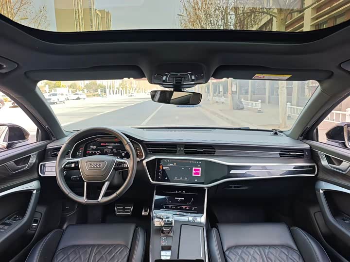 Фото 5 - Audi A6L