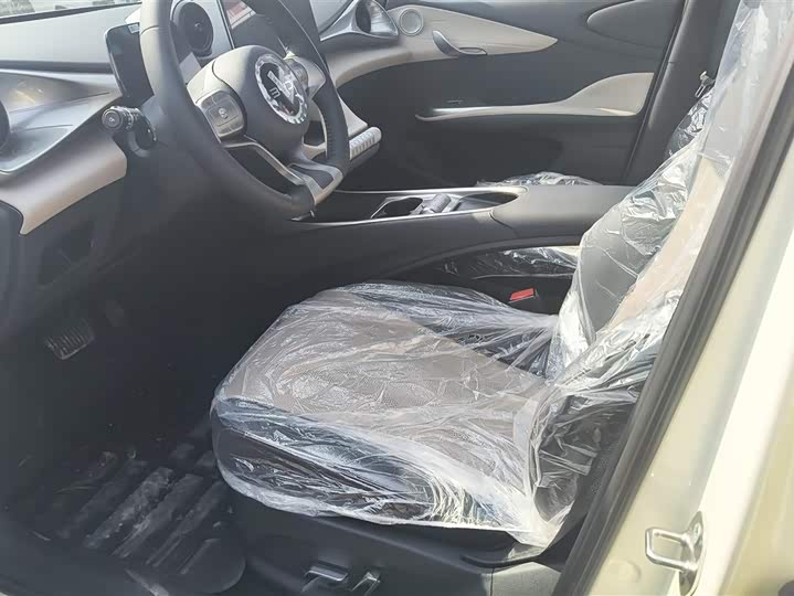 Фото 9 - BYD Dolphin