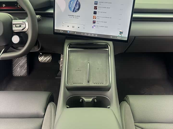 Фото 9 - XPeng P7