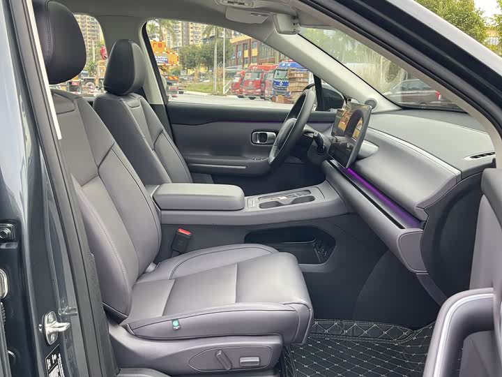 Фото 8 - Leapmotor C10