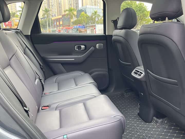 Фото 9 - Leapmotor C10