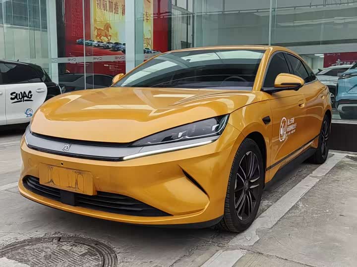 Фото 1 - BYD Qin L