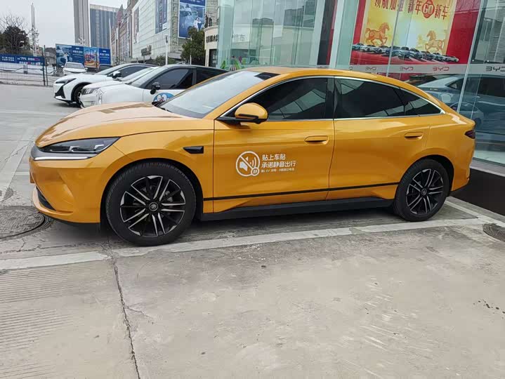 Фото 6 - BYD Qin L