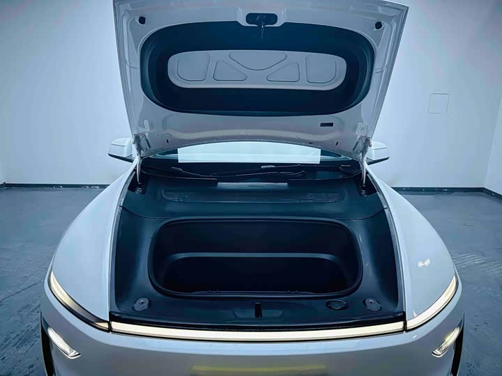 Фото 9 - Tesla Model Y