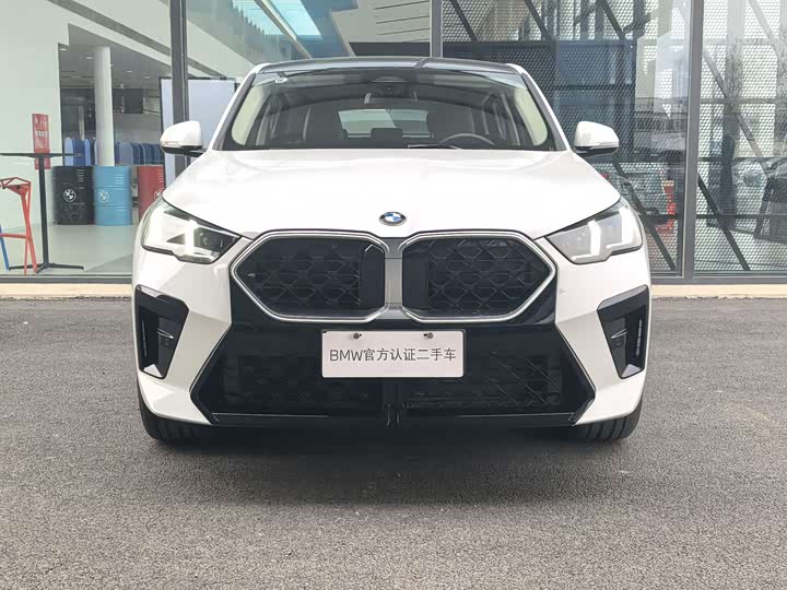 Фото 2 - BMW X2