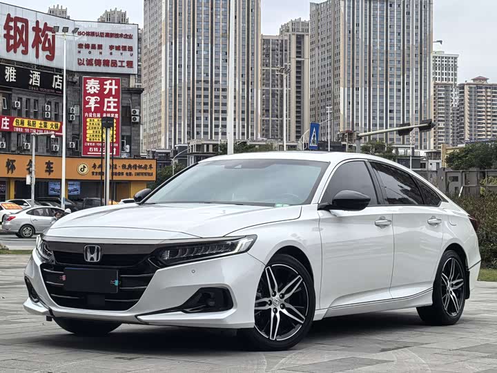 Фото 1 - Honda Accord
