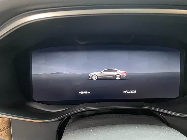 Фото 7 - Jaguar XF L